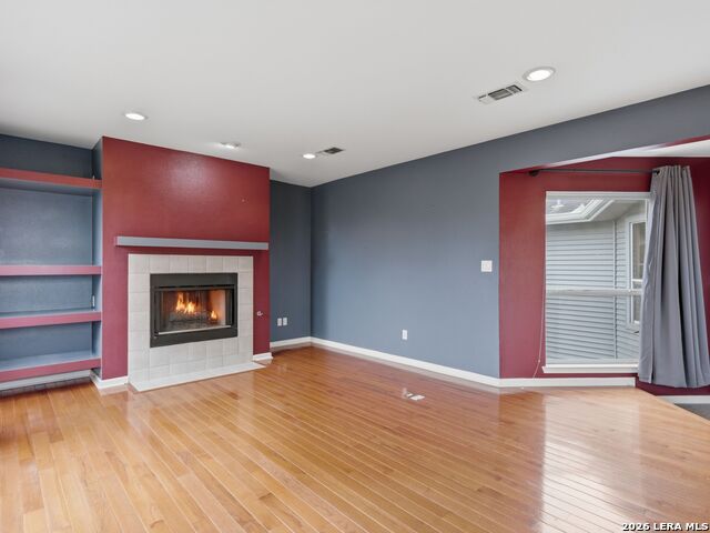 Image 19 of 37 For 968 Queens Dr.