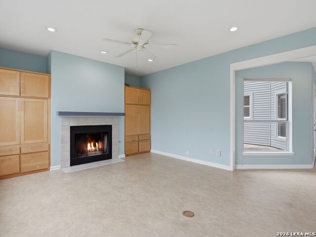 Image 8 of 37 For 968 Queens Dr.