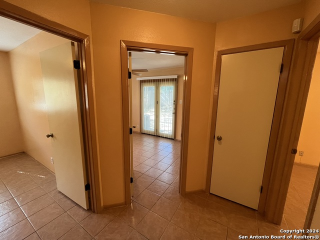 Image 17 of 36 For 7339 Hunters Land