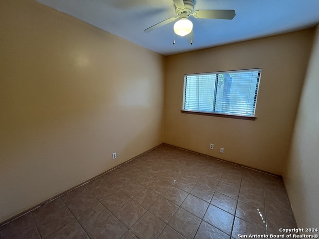 Image 18 of 36 For 7339 Hunters Land