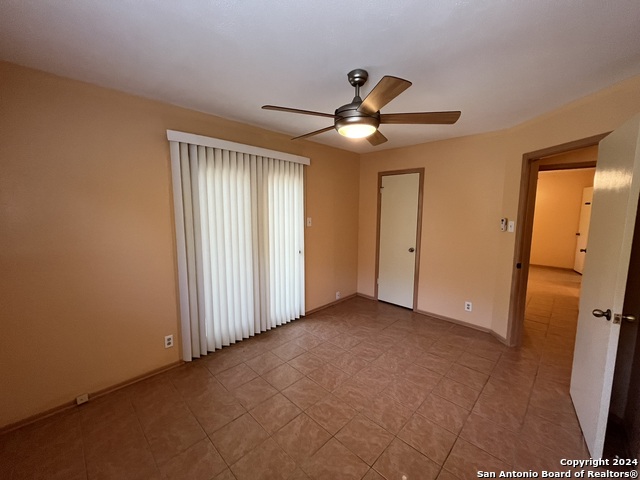 Image 21 of 36 For 7339 Hunters Land