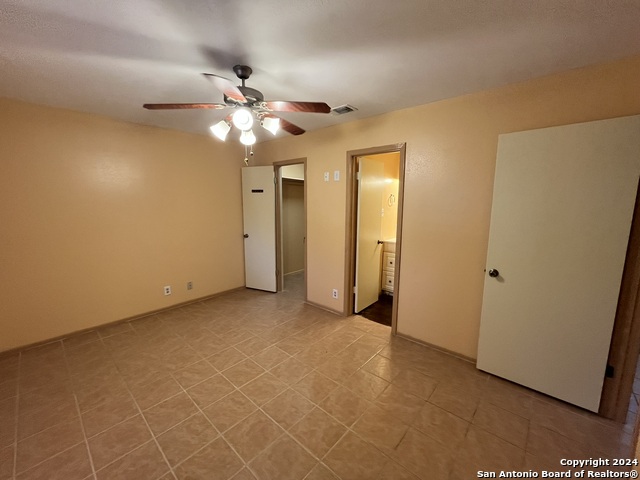 Image 23 of 36 For 7339 Hunters Land