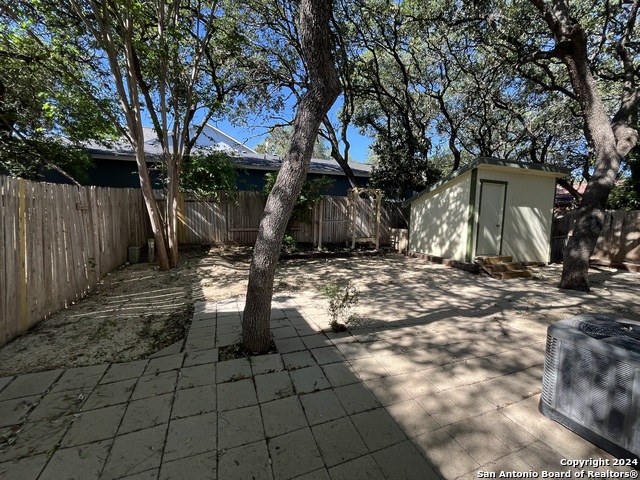 Image 29 of 36 For 7339 Hunters Land