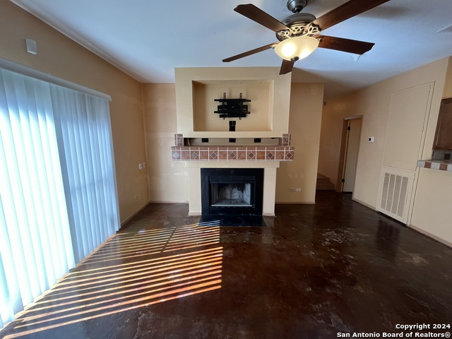 Image 7 of 36 For 7339 Hunters Land