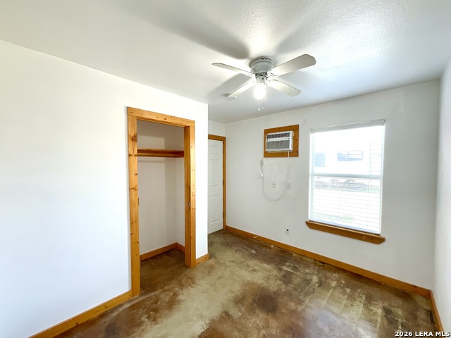 Image 10 of 16 For 573 Texas 97  104