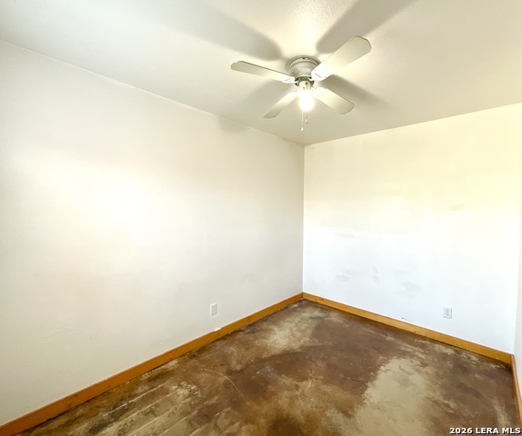 Image 11 of 16 For 573 Texas 97  104