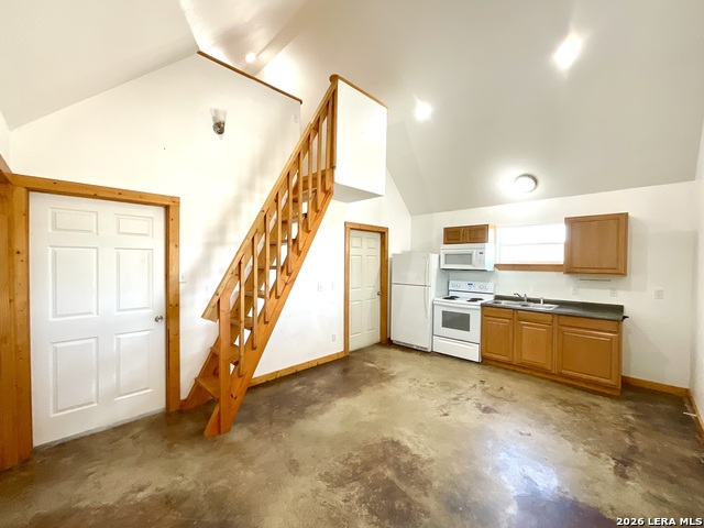 Image 6 of 16 For 573 Texas 97  104