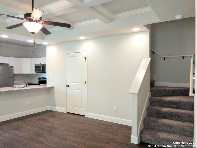 Image 7 of 47 For 6315 Melanzane Ave  1