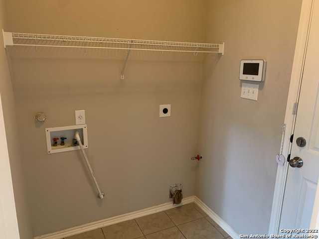 Image 8 of 24 For 522 Cattle Ranch Drive