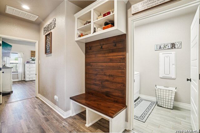 Image 15 of 49 For 121 Westfield Lndg