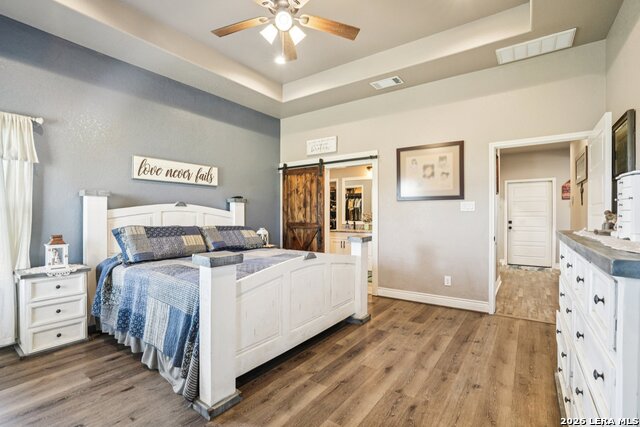 Image 19 of 49 For 121 Westfield Lndg