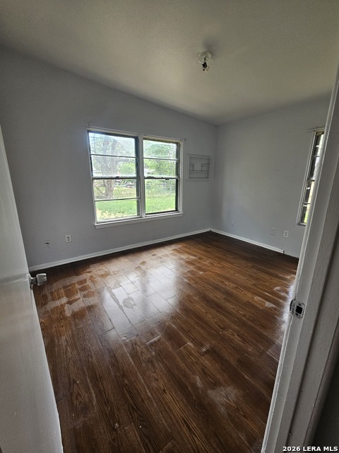 Image 9 of 10 For 318 Hatcher  