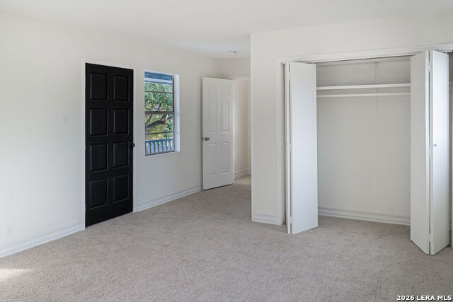 Listing photo id 27 for 1730 Mistletoe Ave W