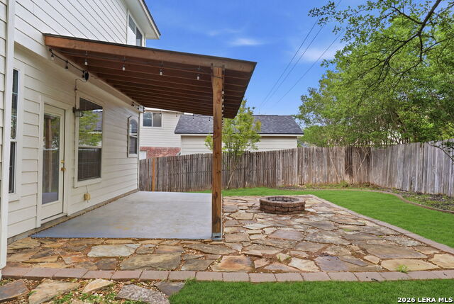 Listing photo id 9 for 22366 Chimayo Bnd