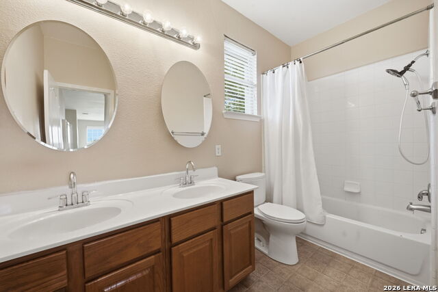 Listing photo id 15 for 22366 Chimayo Bnd