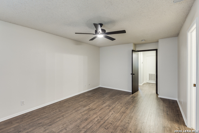 Image 20 of 32 For 7738 Chambers Rd  501