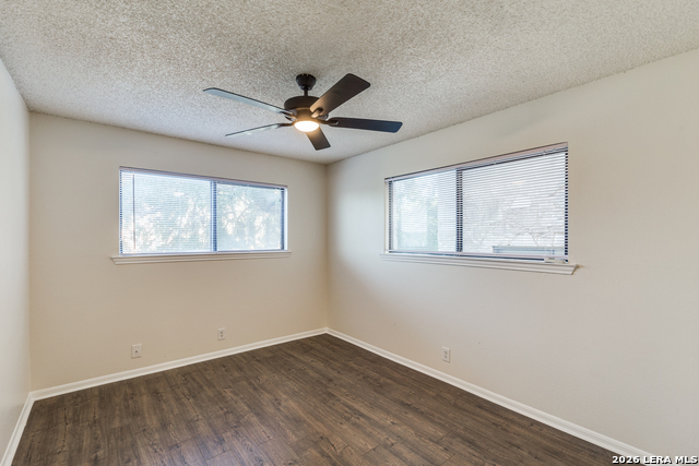 Image 21 of 32 For 7738 Chambers Rd  501