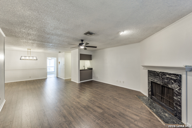 Image 3 of 32 For 7738 Chambers Rd  501