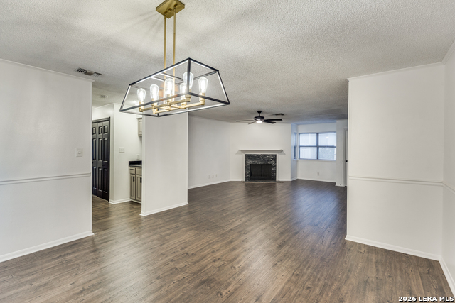 Image 6 of 32 For 7738 Chambers Rd  501