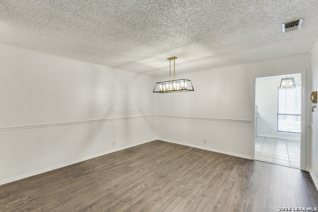 Image 7 of 32 For 7738 Chambers Rd  501