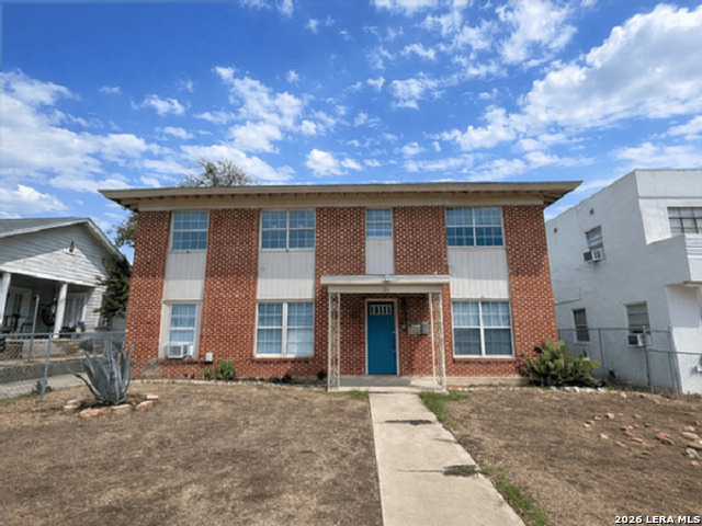 Details for 1511 W Woodlawn Ave  4, San Antonio, TX 78201