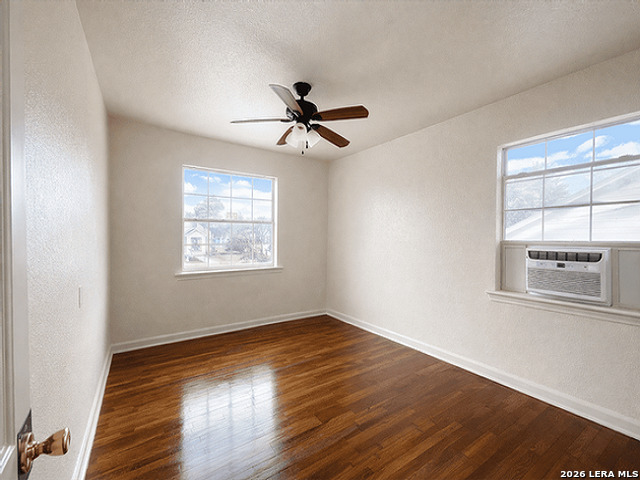 Image 7 of 8 For 1511 W Woodlawn Ave  4