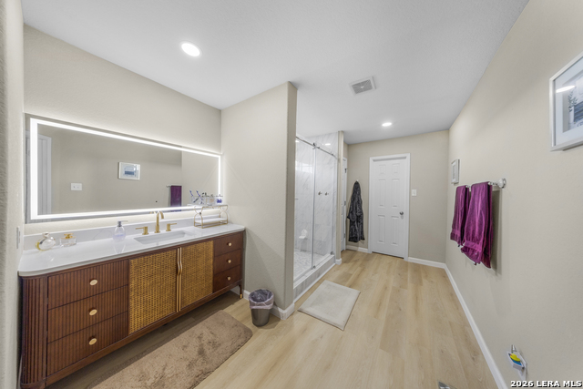 Image 24 of 33 For 307 Big Hawk