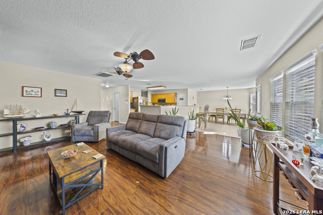 Image 9 of 33 For 307 Big Hawk