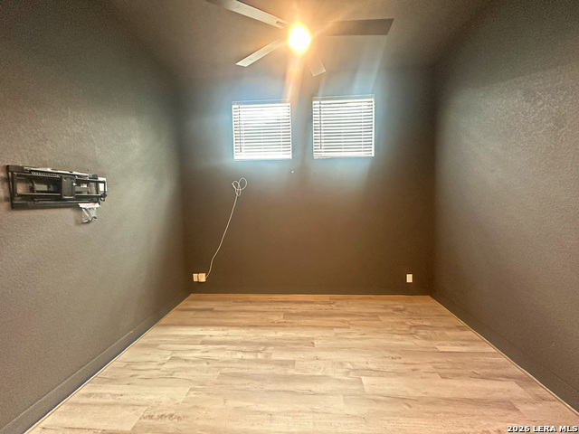 Image 8 of 24 For 418 Corwin Springs