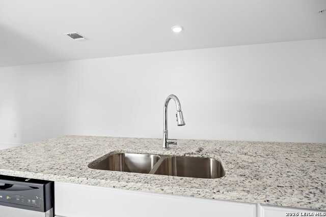 Image 10 of 18 For 138 Ware  1103