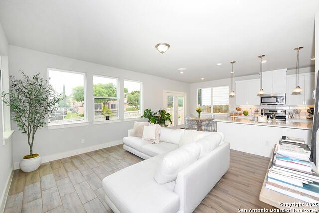 Image 4 of 26 For 16011 Babcock Rd  Unit 13