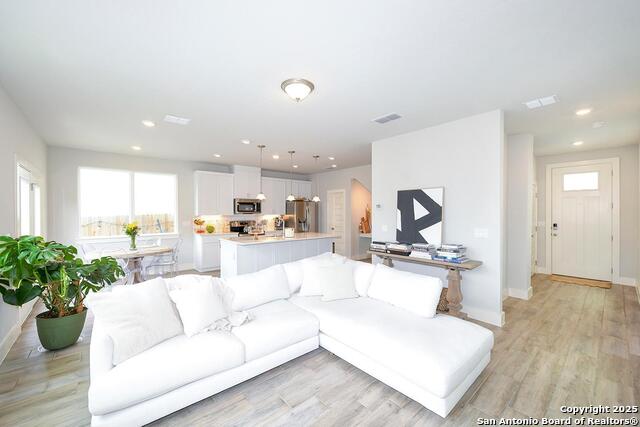 Image 5 of 26 For 16011 Babcock Rd  Unit 13