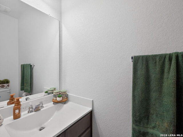 Image 22 of 39 For 7235 Dulce  