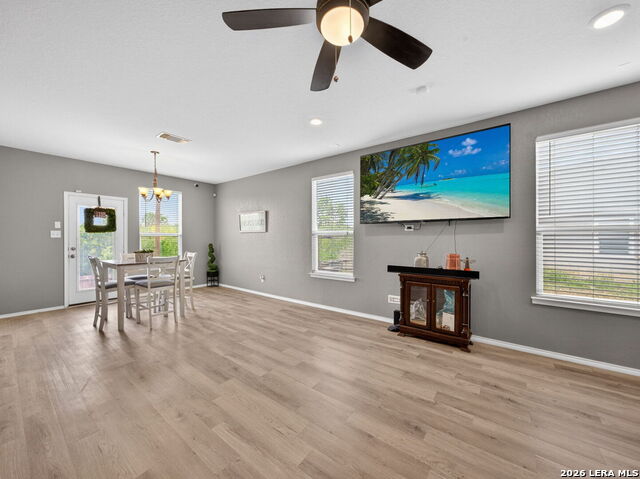 Image 4 of 39 For 7235 Dulce  