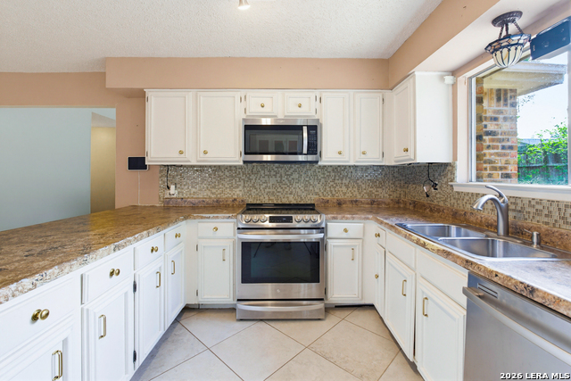 Image 12 of 24 For 6430 Ridge Forest Dr