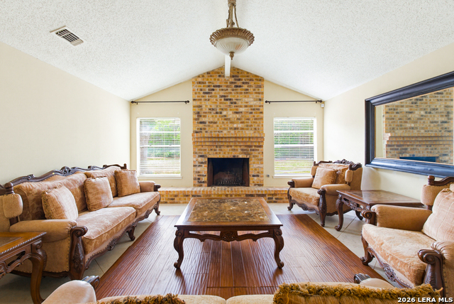 Image 4 of 24 For 6430 Ridge Forest Dr