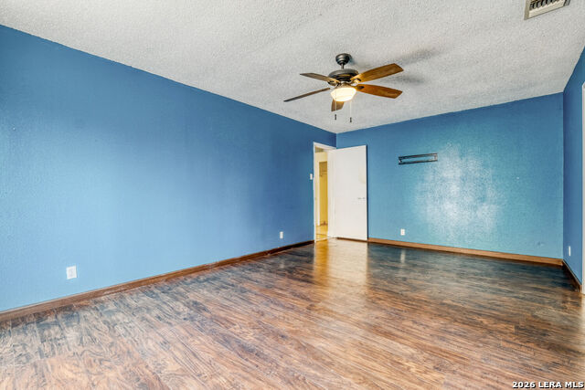 Image 13 of 26 For 5434 Green Grove Dr