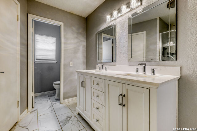 Image 15 of 26 For 5434 Green Grove Dr