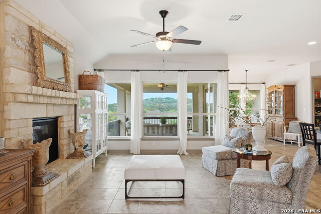 Image 22 of 65 For 27233 Nichols Pass