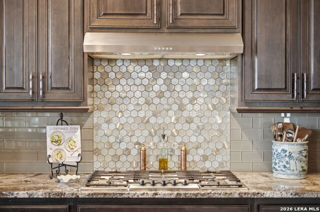 Image 27 of 65 For 27233 Nichols Pass