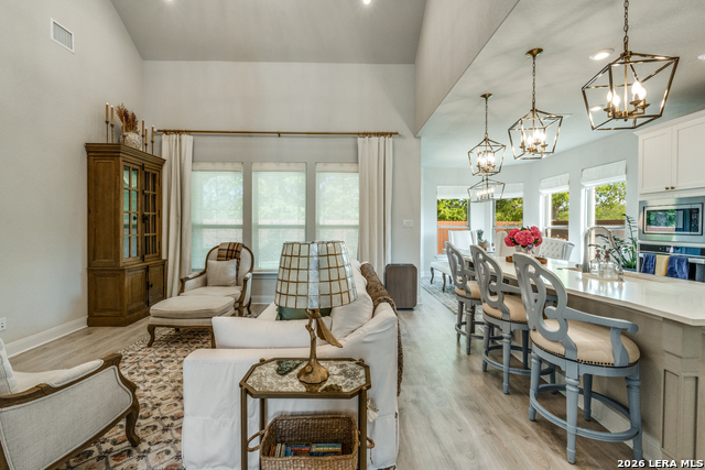 Image 13 of 37 For 639 Bindseil