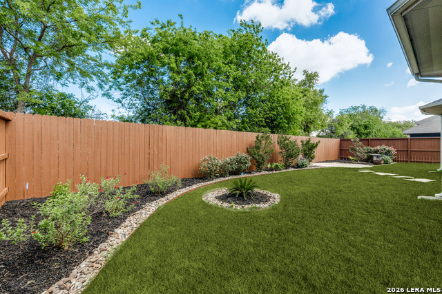 Image 36 of 37 For 639 Bindseil