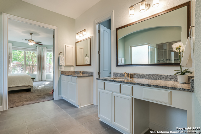 Image 22 of 44 For 28710 Pfeiffers Gate