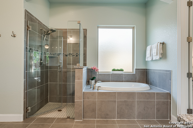 Image 25 of 44 For 28710 Pfeiffers Gate