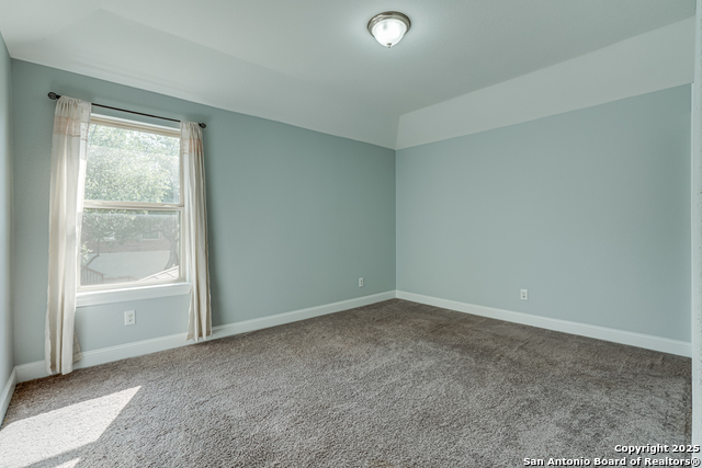 Image 33 of 44 For 28710 Pfeiffers Gate