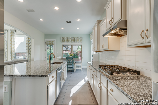 Image 8 of 44 For 28710 Pfeiffers Gate