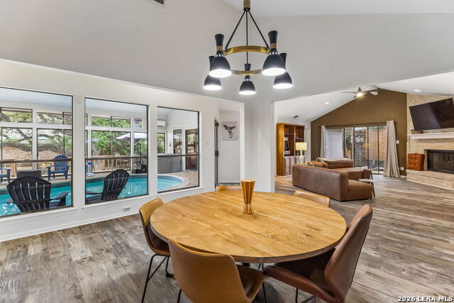 Listing photo id 19 for 3442 River Path