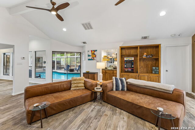 Listing photo id 23 for 3442 River Path