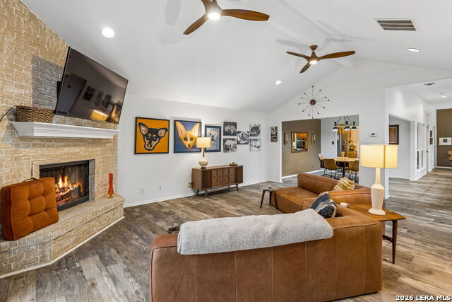 Listing photo id 25 for 3442 River Path