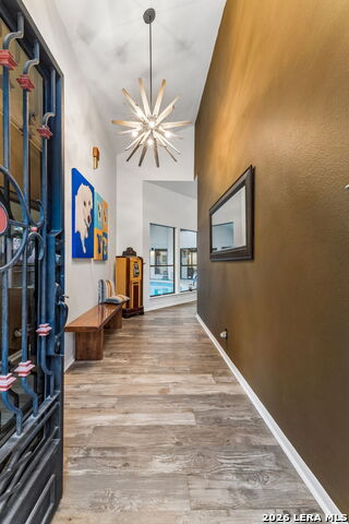 Listing photo id 5 for 3442 River Path